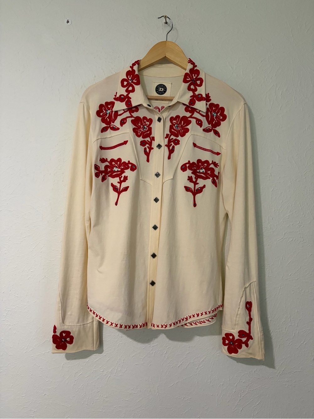 Double D Ranch Western Shirt Features Intricate Red Floral Embroidery Size L